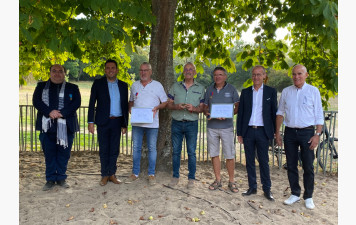 26 septembre 2026 - MONTREUIL-JUIGNE - Deux anciens présidents du Vélo Club Montreuil-Juigné en or